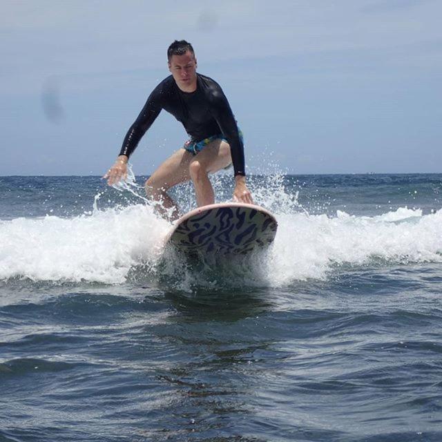 فندق Tropical Surf House Okinawa أونا المظهر الخارجي الصورة