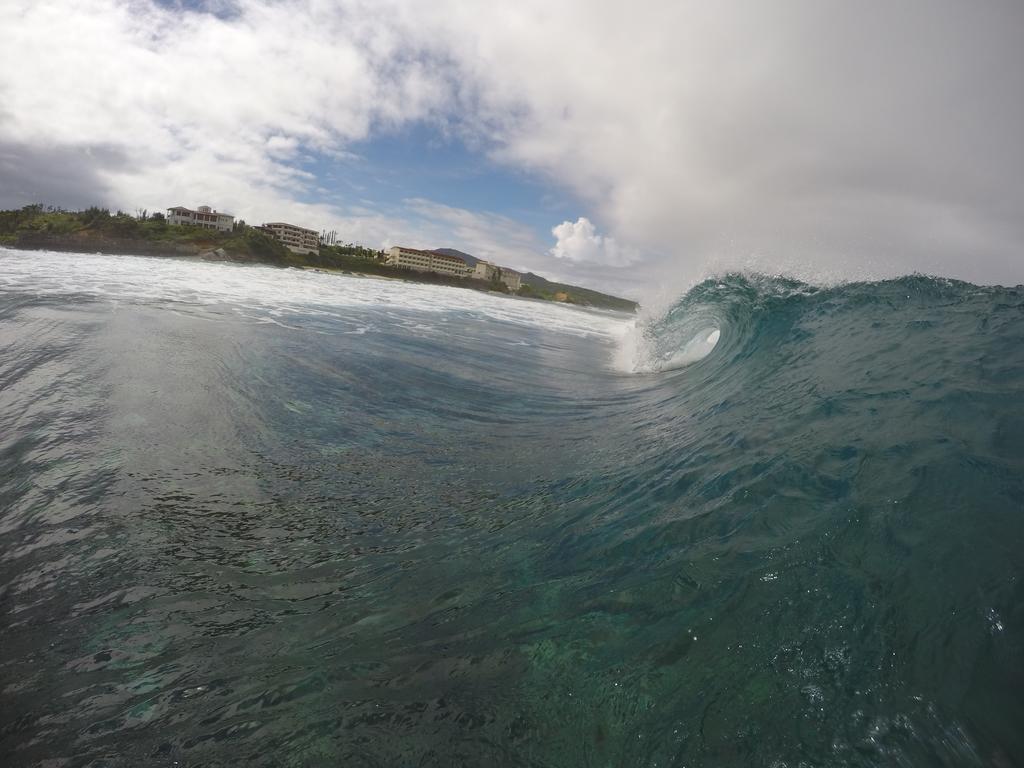 فندق Tropical Surf House Okinawa أونا المظهر الخارجي الصورة