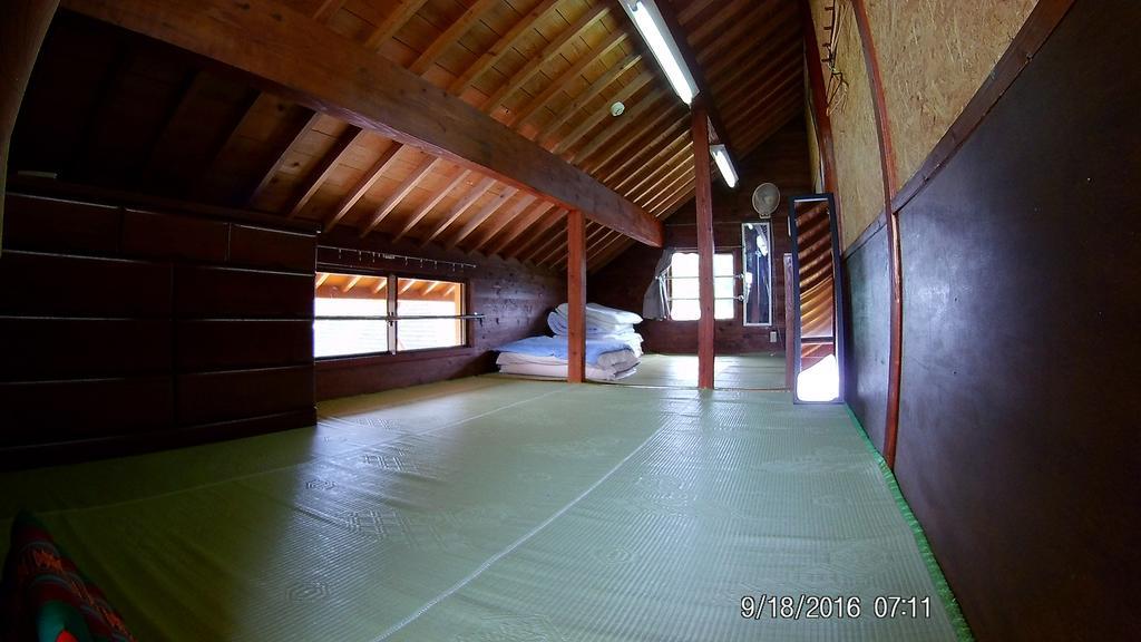 فندق Tropical Surf House Okinawa أونا المظهر الخارجي الصورة