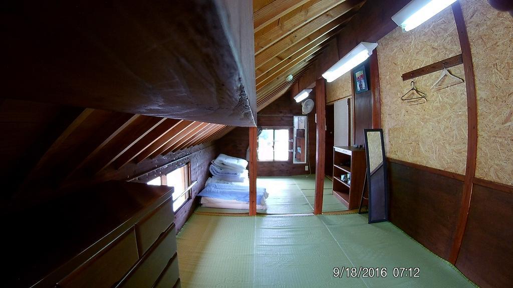 فندق Tropical Surf House Okinawa أونا المظهر الخارجي الصورة