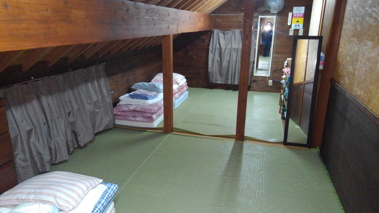 فندق Tropical Surf House Okinawa أونا المظهر الخارجي الصورة